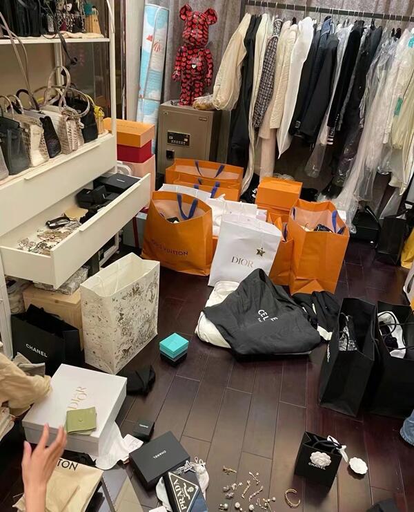 通化回收一线鞋服.jpg